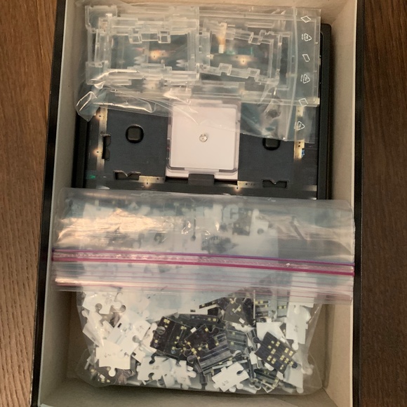 3D Ravensburger Puzzle Night Edition Light up - Picture 2 of 3